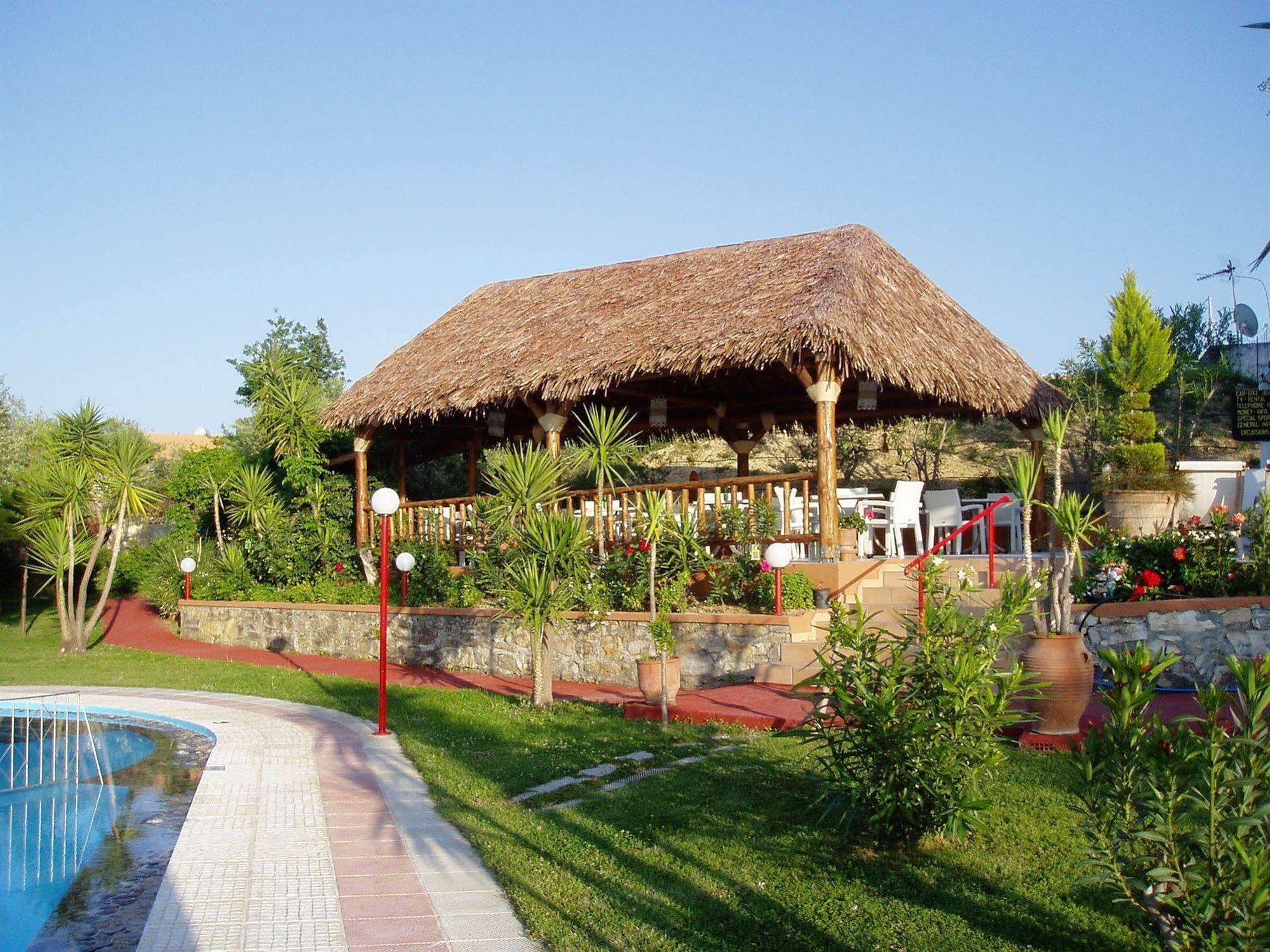 Nea Kydonia Suites & Studios Daratsos Екстериор снимка